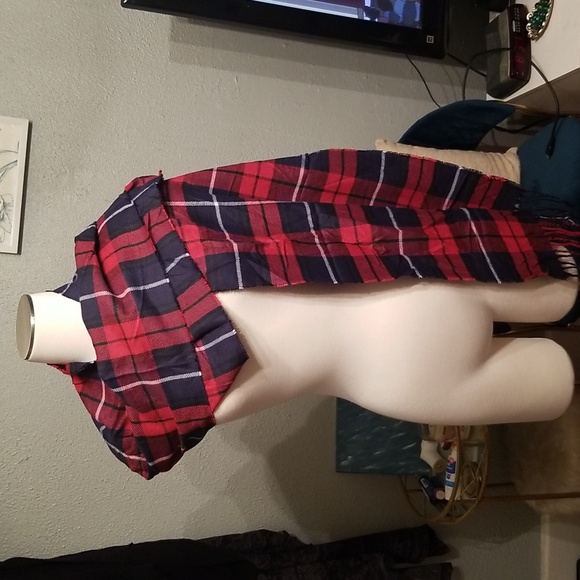 Plaid Fringe Scarf Wrap New In Package Navy, red, white, Soft 13" X 70" - Picture 3 of 10